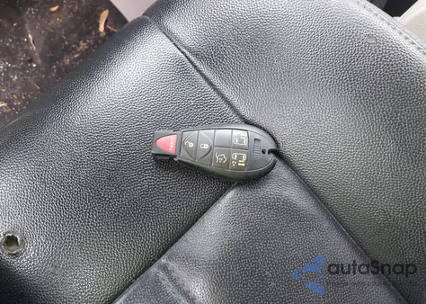 2016 Chrysler Town & Country Touring from USA, damaged, VIN 2C4RC1BG6GR294681